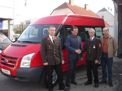 Der Kauf wurde per Handschlag besiegelt. Jetzt g'hört's uns!